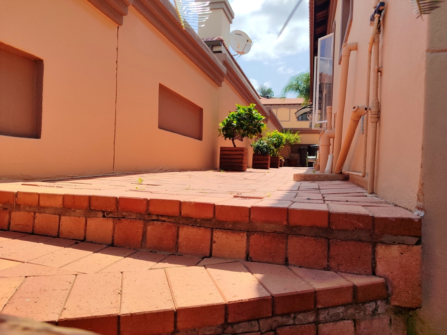 3 Bedroom Property for Sale in Wilkoppies North West